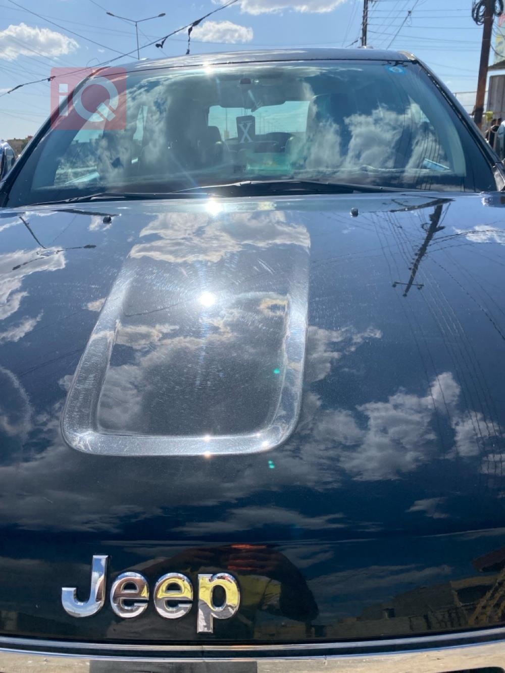 جيب جراند شيروكي